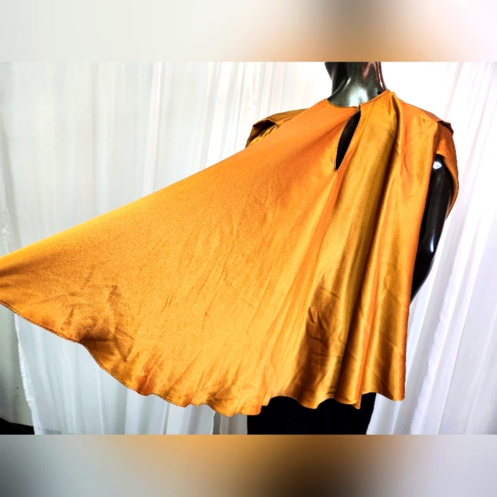 ✨️Amanda Uprichard Antique Bronze Blouse 100% Silk Mannequin Worn Only✨️ - Picture 4 of 16